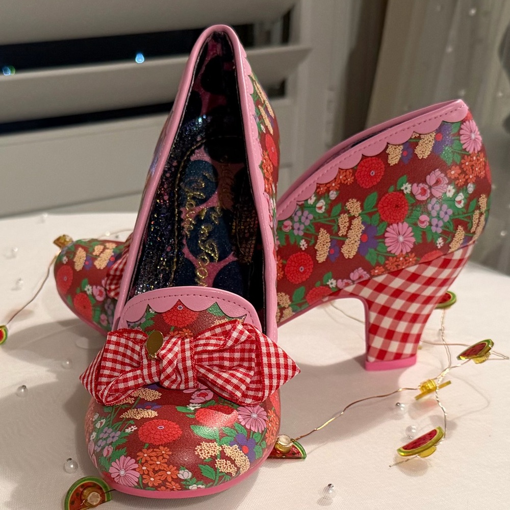 Sold Out Rare HTF Retired Irregular Choice Kanjanka Statement Heels, size 8/39 - Picture 5 of 17